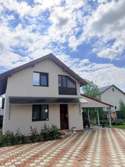 Casă cu 4 camere în Geamăna