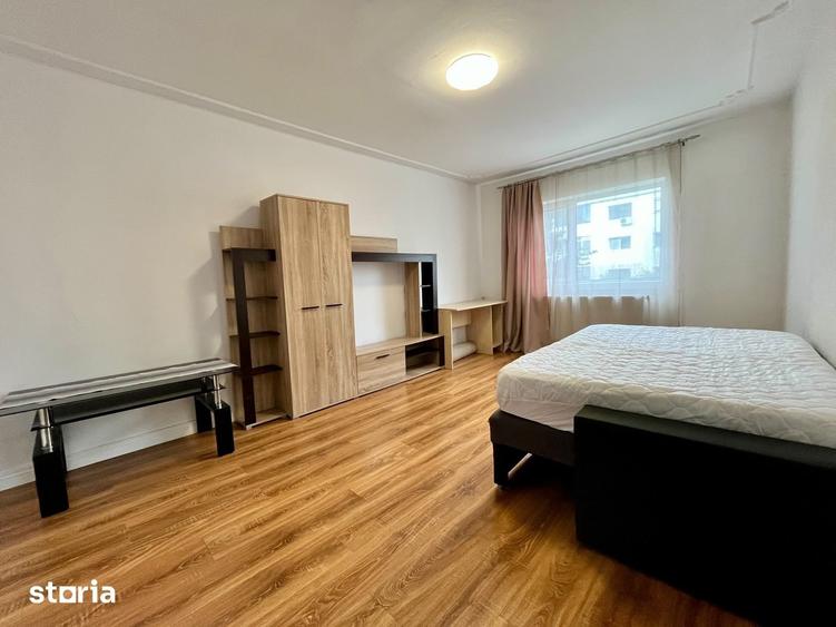 Apartament de inchiriat, 3 camere, decomandat, 72 mp, Nicolina - 12