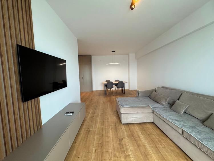 Apartament cu 2 camere decomandat în Sisești