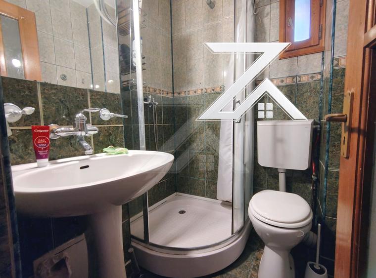 Apartament cu 4 camere decomandat în George Enescu