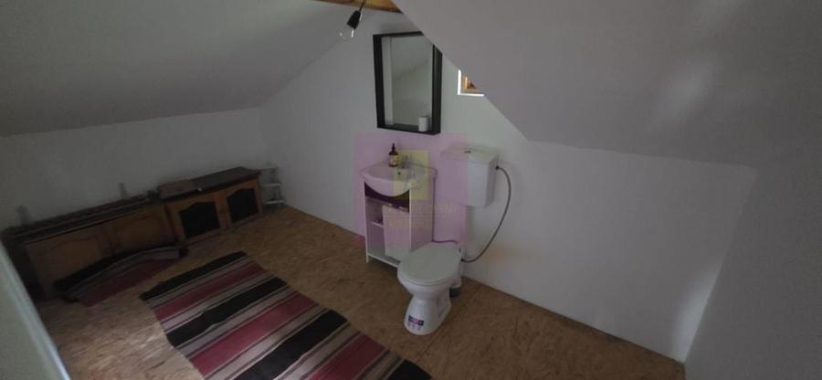 Casă cu 5 camere cu Teren 2200 Mp în Provița de Sus