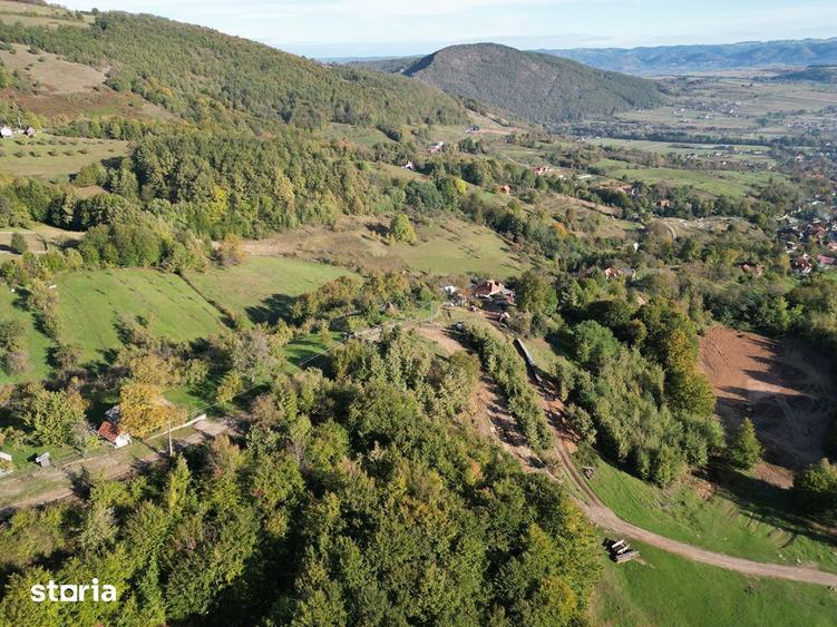 Teren de 1400 mp, în Șuncuiuș