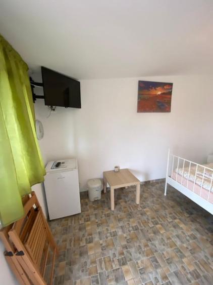 Casă cu 7 camere cu Teren 1790 Mp în Vadu