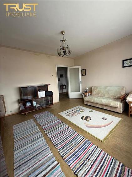 Apartament cu 2 camere decomandat în Mărăști