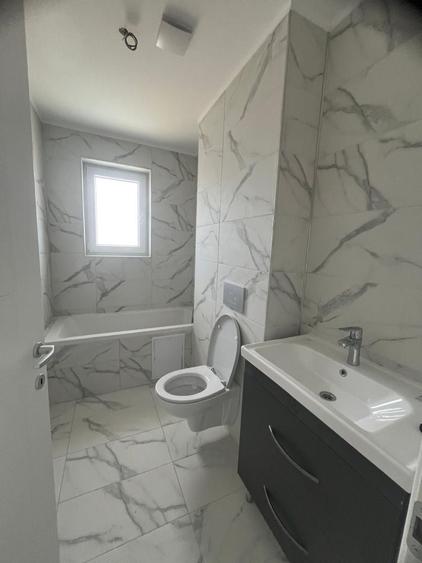 Apartament cu 2 camere semidecomandat în Ștefăneștii de Jos