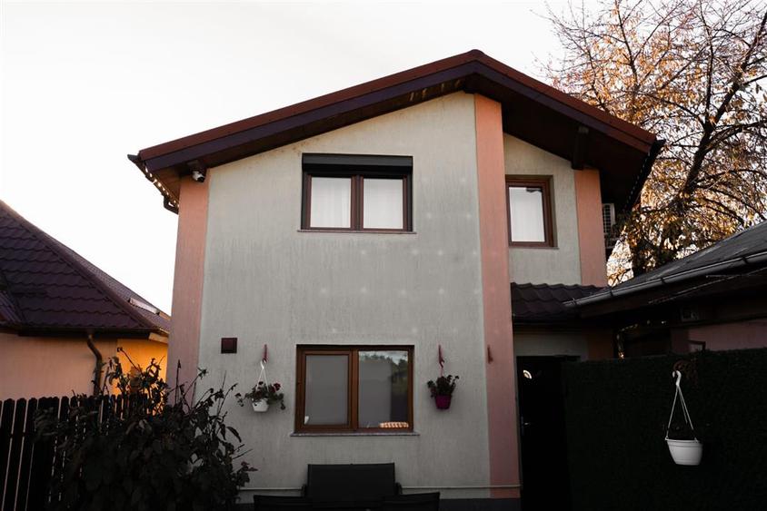 Casă cu 3 camere cu Teren 111 Mp în Tătărași