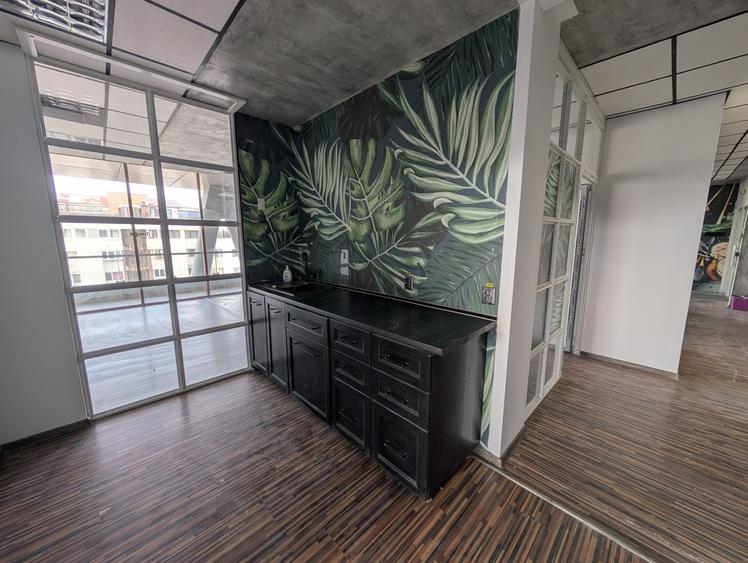 Spațiu comercial, de 140 mp, în Central