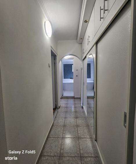 Apartament 3 camere complet renovat Decebal, Strada Doinei, Oradea - 3