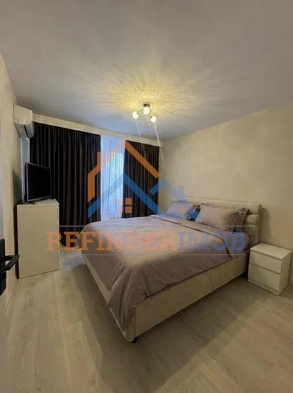 Apartament cu 4 camere decomandat, mobilat în Rahova