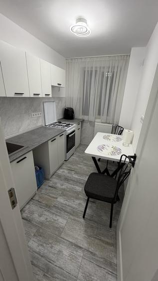 Apartament cu 2 camere semidecomandat în Drumul Taberei