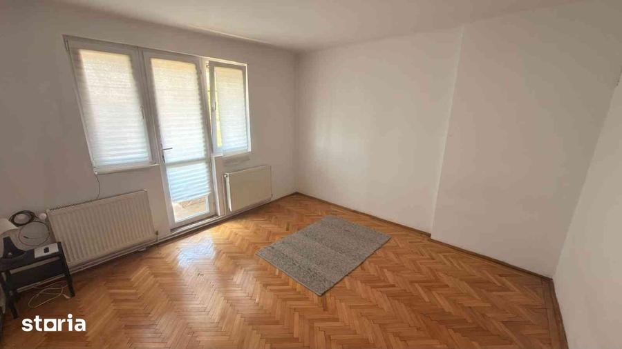 Apartament cu 2 camere în Victoriei