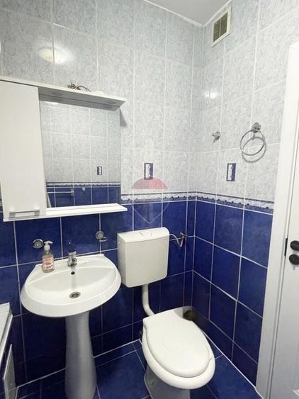 Apartament cu 2 camere semidecomandat, mobilat în UTA