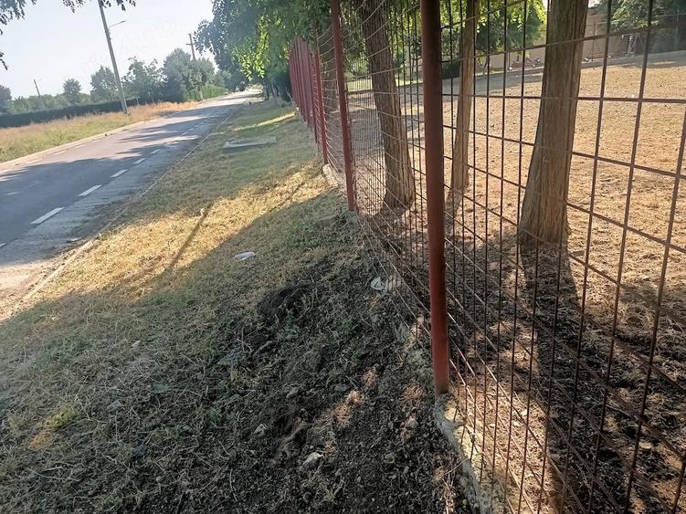 Teren de 1100 mp, în Ograda