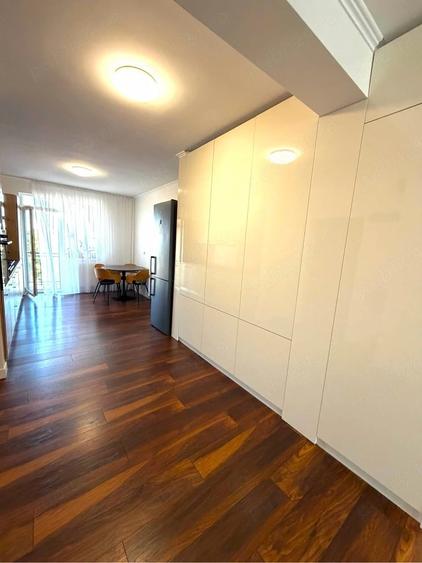 Etaj III | Apartament spatios 3 camere - 86 mp | Parcare proprie - 8