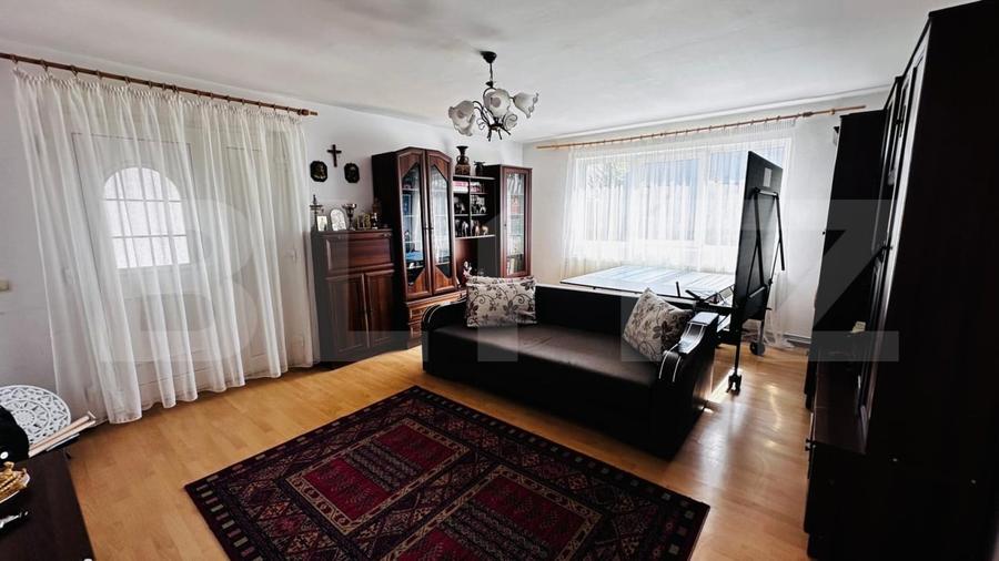 Casă individuală cu 4 camere cu Garaj în Rediu