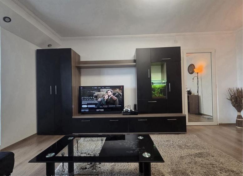Apartament cu 2 camere decomandat în Găvana