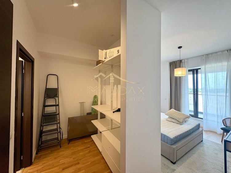 Apartament cu 3 camere decomandat, mobilat în Central