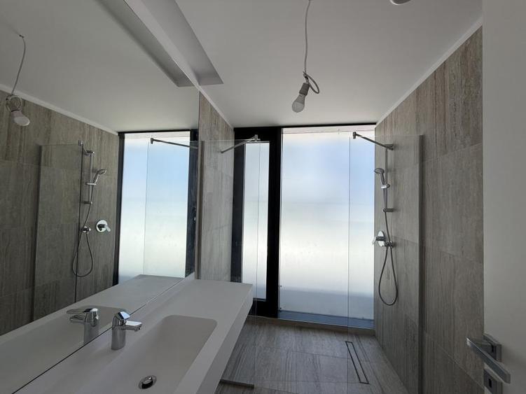 Apartament cu 3 camere decomandat în Floreasca