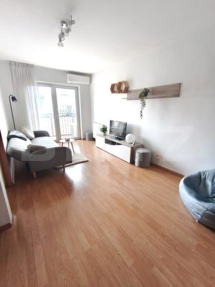 Apartament cu 3 camere semidecomandat, mobilat în Gheorgheni