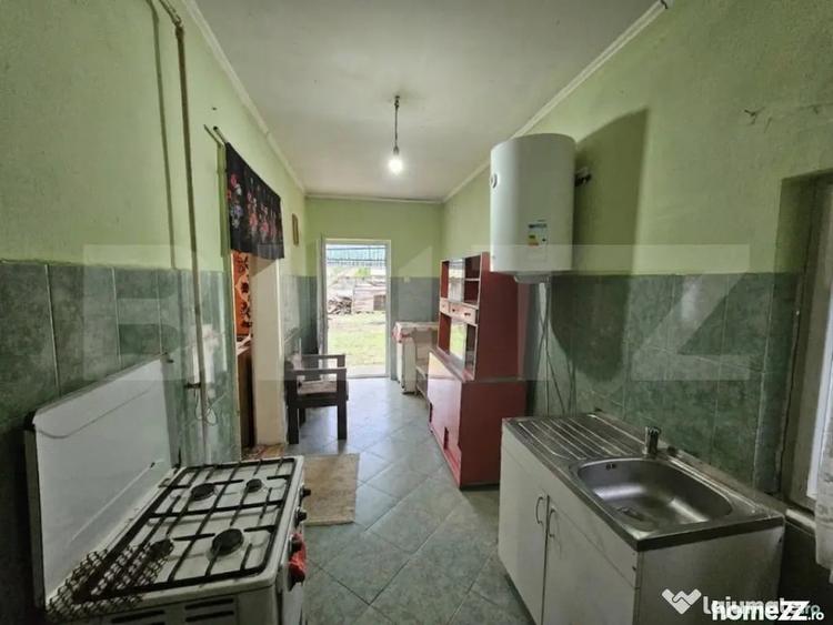 Casă cu 3 camere cu Teren 2698 Mp în Cistei