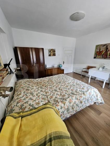 Casă individuală cu 4 camere cu Garaj în Exterior Sud