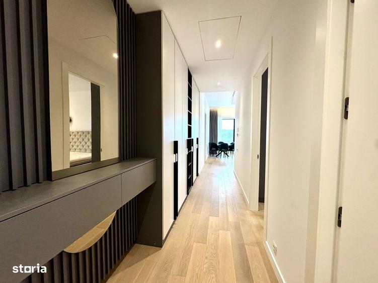 Apartament cu 4 camere, mobilat în Tei