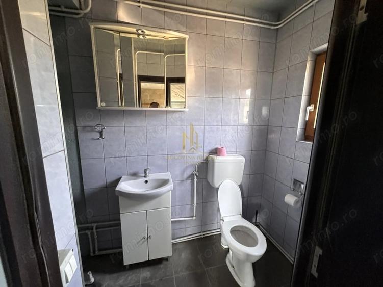 Spațiu comercial, de 300 mp, în Pătrăuți