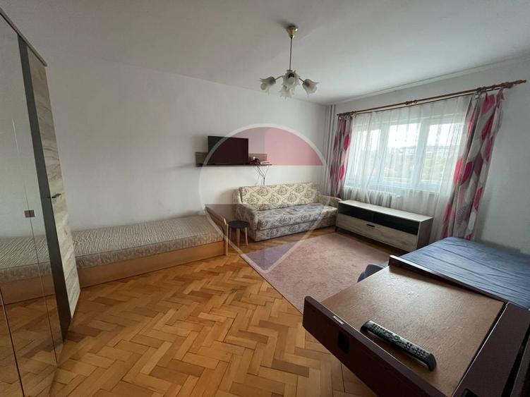 Apartament cu 2 camere decomandat, mobilat în Grigorescu