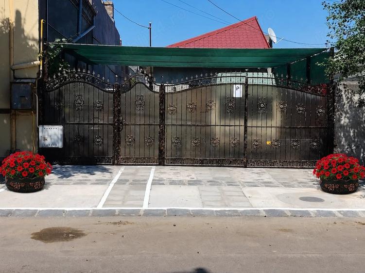 Casă cu 2 camere cu Teren 266 Mp în Republicii