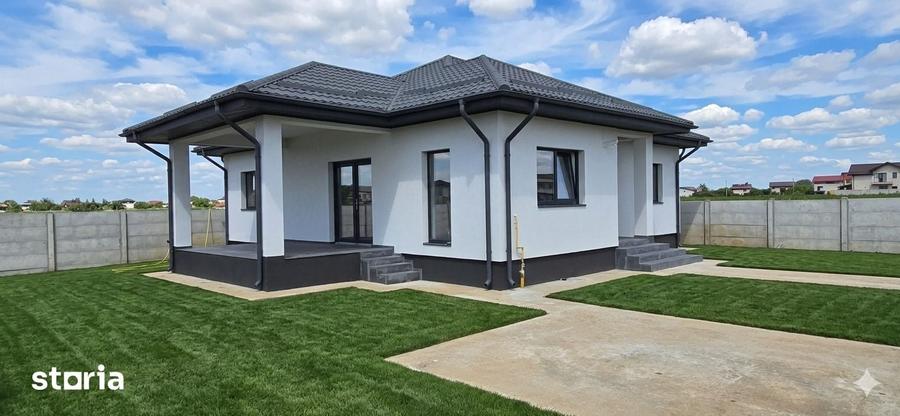 Casă cu 4 camere cu Teren 400 Mp în Clinceni