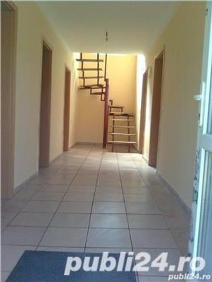 Casă cu 6 camere cu Teren 6000 Mp în Pietreni