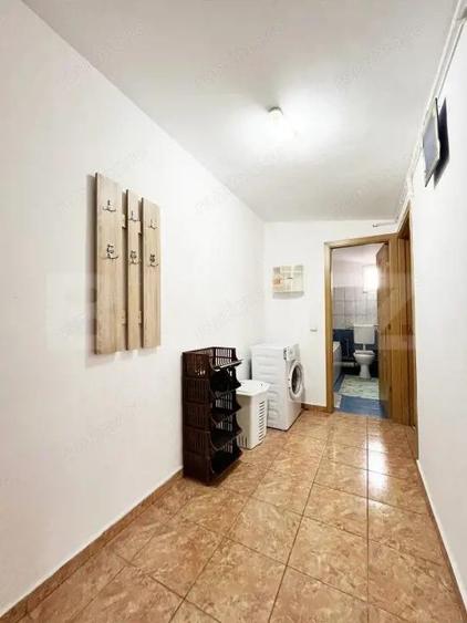 Apartament cu 2 camere decomandat în Nicolina