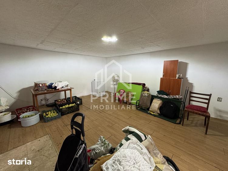 Casă cu 3 camere cu Teren 2084 Mp în Sântimbru