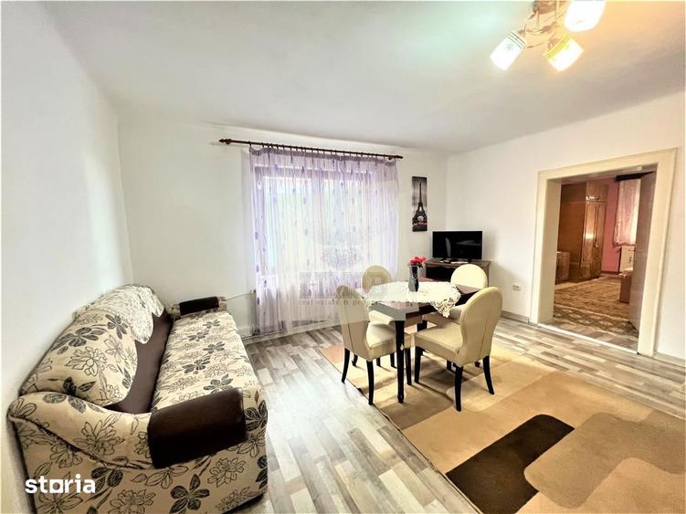Apartament cu 3 camere decomandat în Valea Aurie