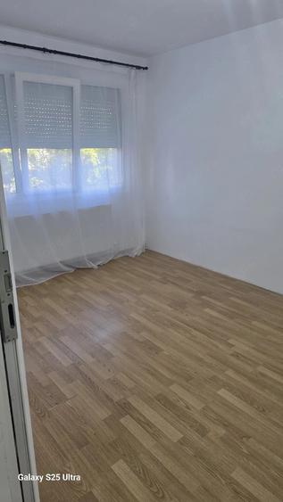 Apartament cu 2 camere semidecomandat în Horia