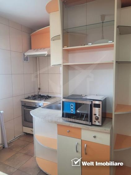 Apartament cu 3 camere decomandat, mobilat în Baciu