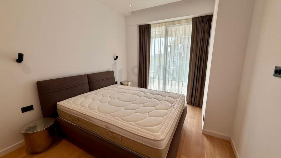 Apartament cu 3 camere semidecomandat, mobilat în Herăstrău