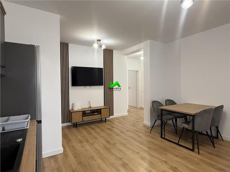 Apartament cu 3 camere decomandat în Hipodrom 3