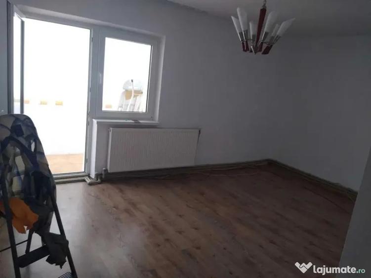 Apartament 2 camere decomandat 45mp Bailesti - 3