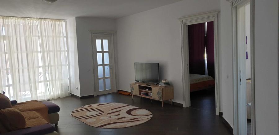 Apartament cu 2 camere decomandat în Lunca Cetățuii