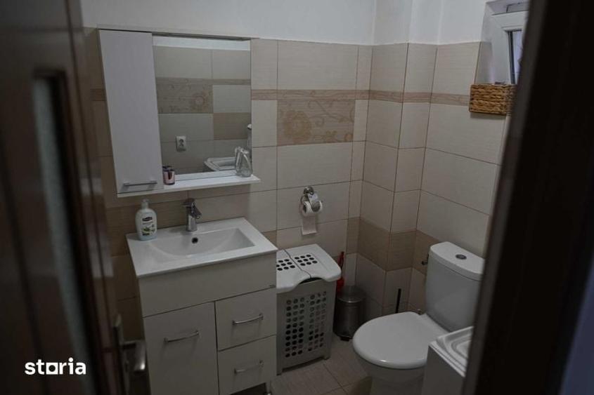 Casă cu 4 camere cu Teren 140 Mp în Central