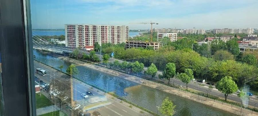 Birou, de 225 mp, în Splaiul Independenței