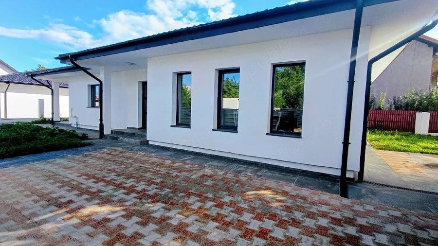 Casă cu 4 camere cu Teren 490 Mp în Dancu