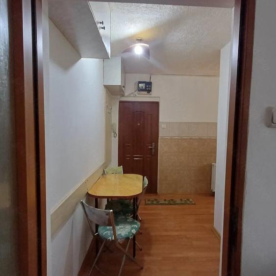 Apartament cu 2 camere semidecomandat în Exterior Vest