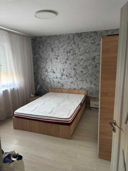 Apartament cu 3 camere decomandat în Tătărași