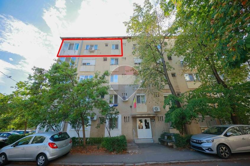 De vânzare apartament cu 2 camere, în zona Nufărul - 11