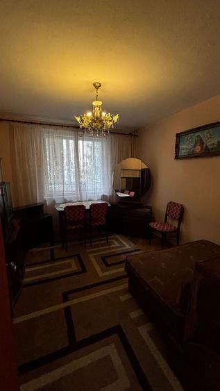 Apartament cu 2 camere decomandat, mobilat în Central