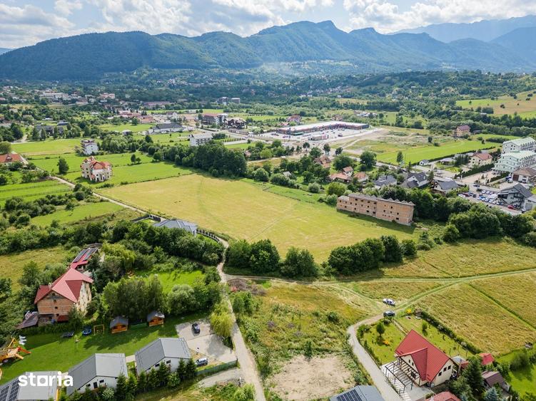 Casă cu Teren 2000 Mp în Central