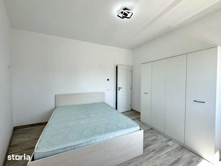 Casă cu 3 camere cu Teren 300 Mp în Dumbrăvița
