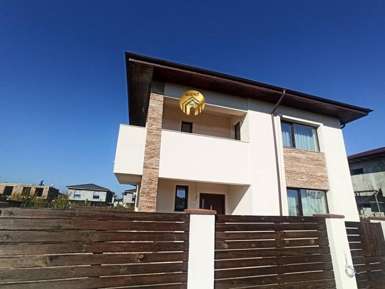 Casă individuală cu 5 camere cu Teren 530 Mp în Otopeni
